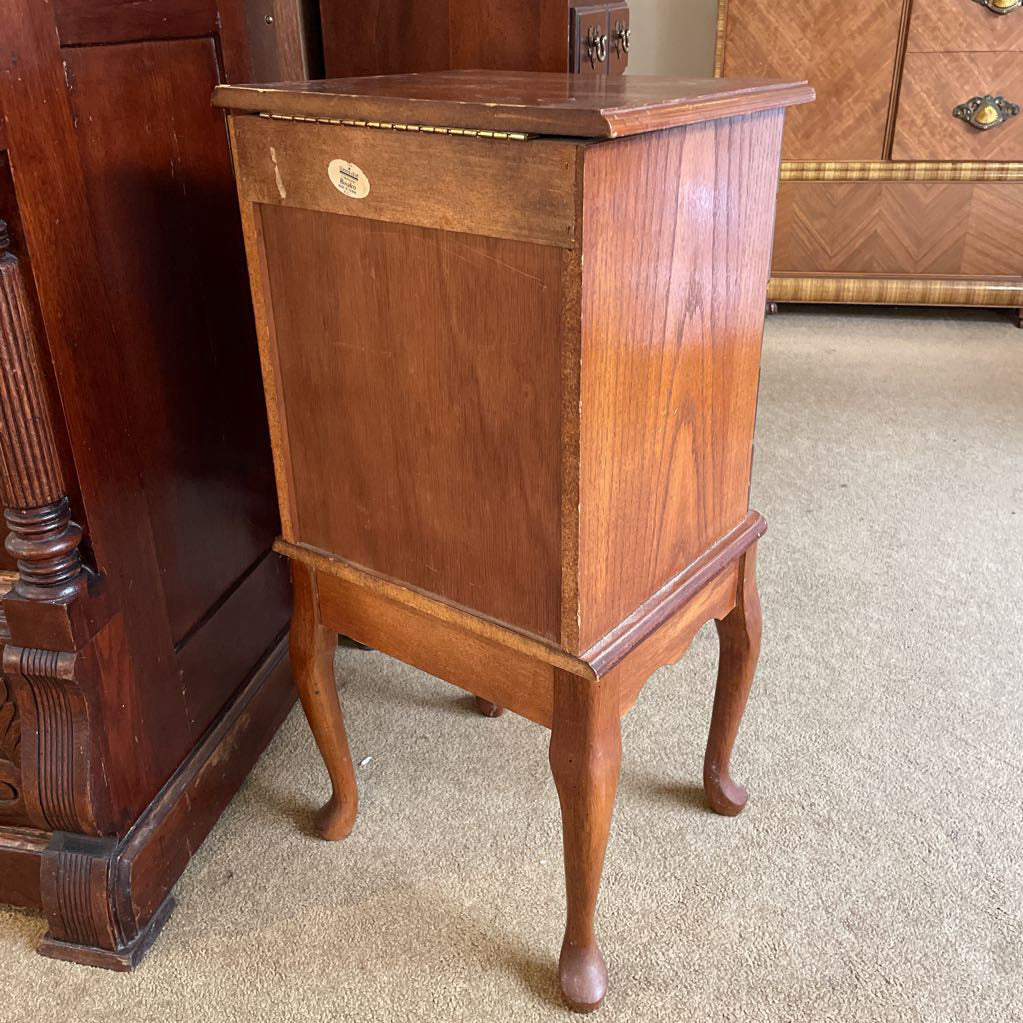 5 Drawer Cabriole Leg Jewelry Chest