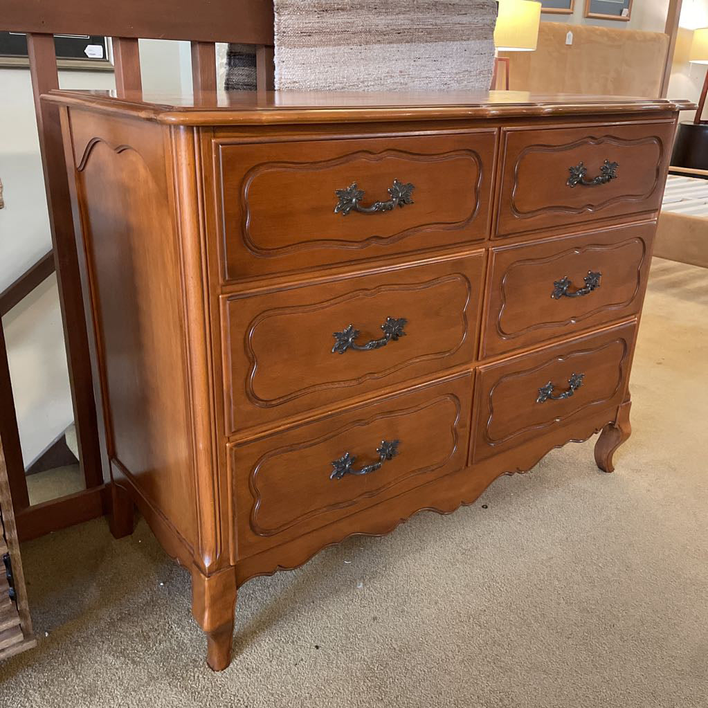 Traditional 6 Drawer Dresser w/ Metal Handles C LOWBOYS