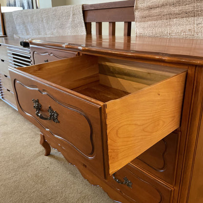 Traditional 6 Drawer Dresser w/ Metal Handles C LOWBOYS