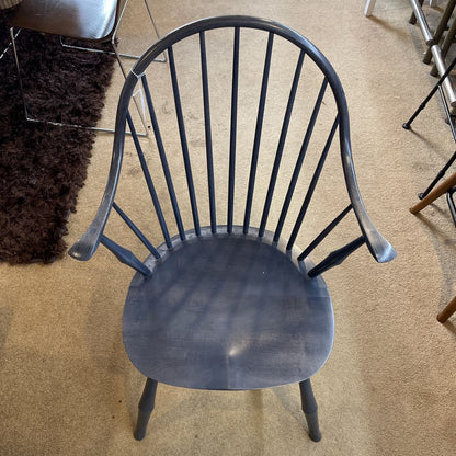 O&G Windsor Chairs SET of 5 C DINING CHAIRS