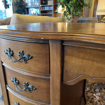 Vintage Traditional Small Vanity
