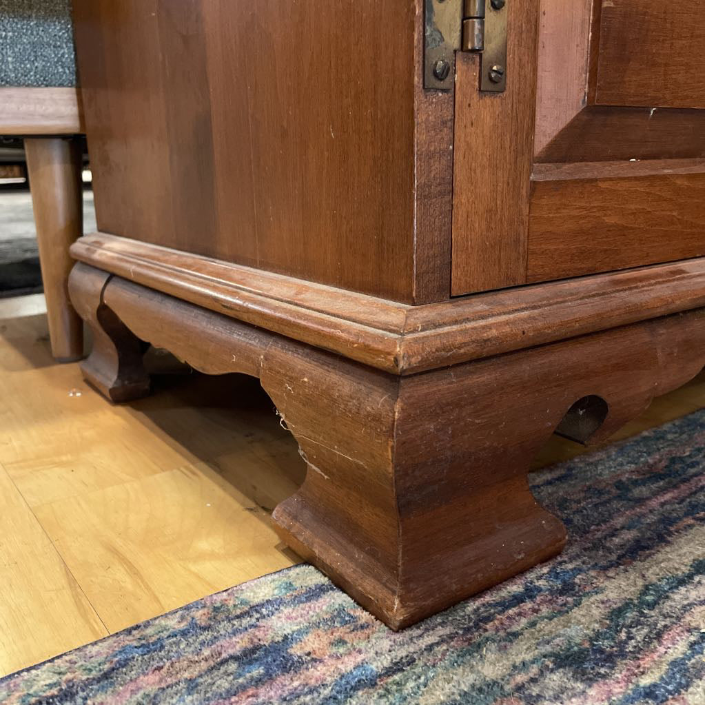 Traditional Two Door Record Cabinet