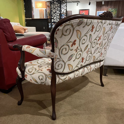 Victorian Style Carved Wood Leaf Patterned Settee
