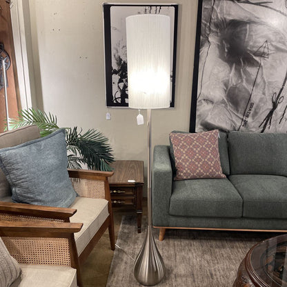 Teardrop Steel Floor Lamp