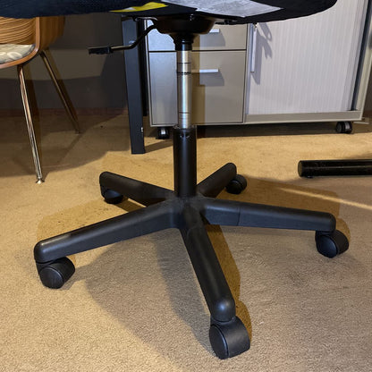 Black Mesh Back Adjustable Office Chair