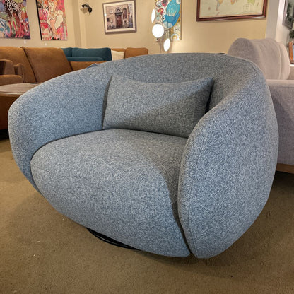 Valencia Seaglass Accent Chair U ACCENT CHAIRS