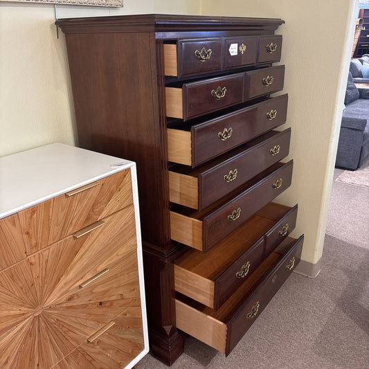 Thomasville 7 Drawer Highboy Dresser C HIGHBOYS