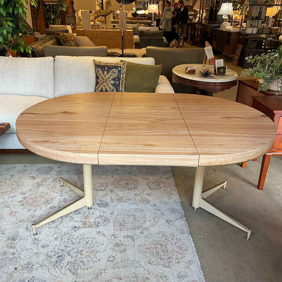 Retro Blonde Veneer Round Extendable Dining Table w 4 Faux Leather Swivel Chairs C DINING TABLES