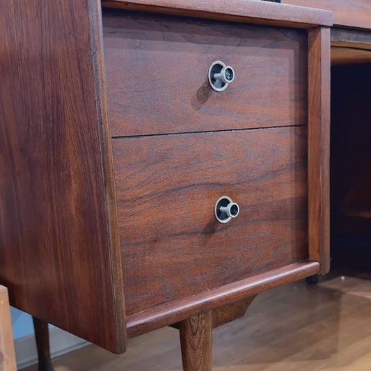 MC Hooker Walnut Executive Desk